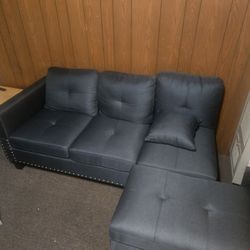 Couch brand new 