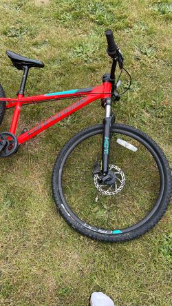 Cannondale Mountain Bike – Front Suspension, Disc Brake