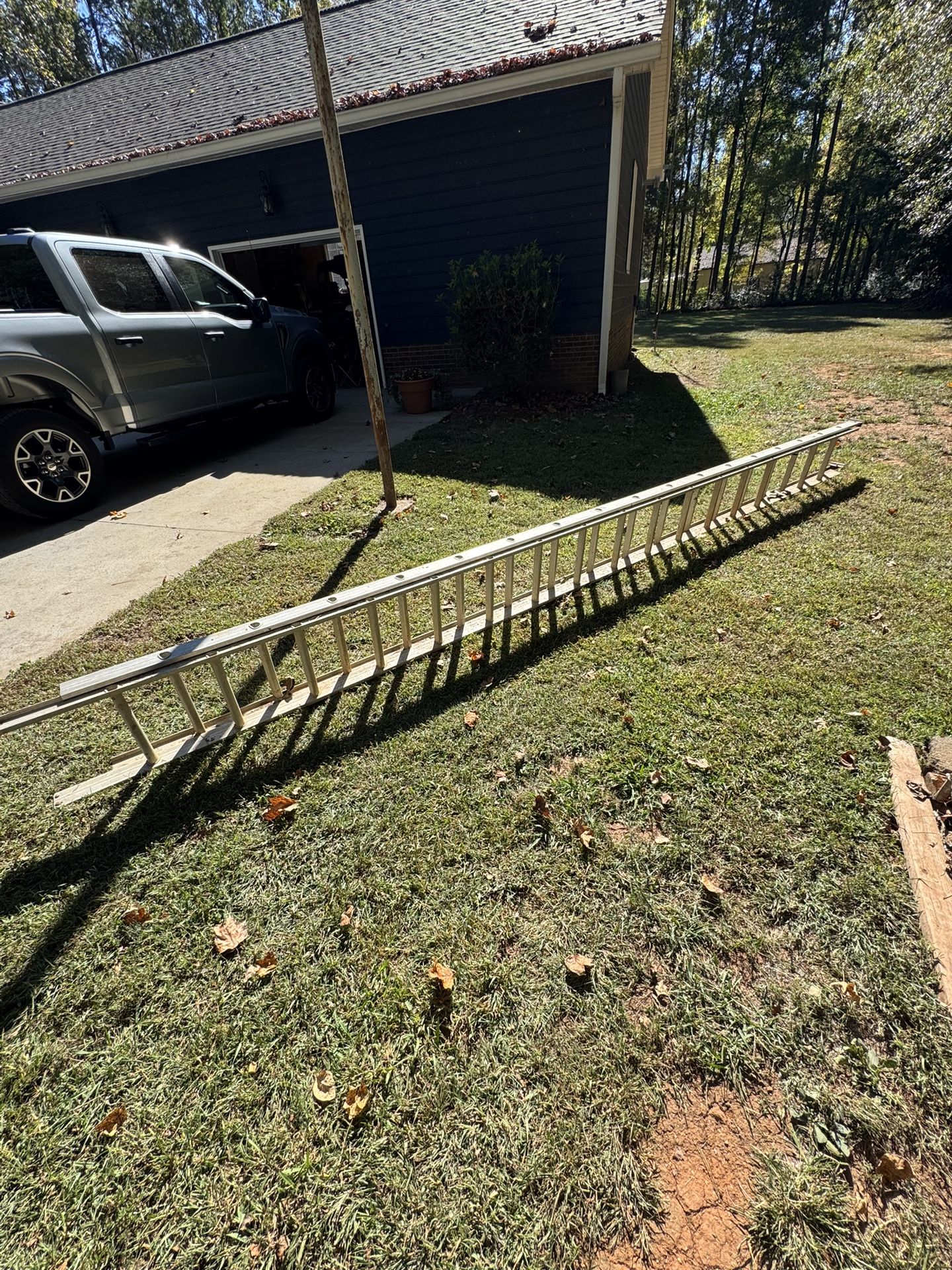 32 Foot Aluminum Extension Ladder 