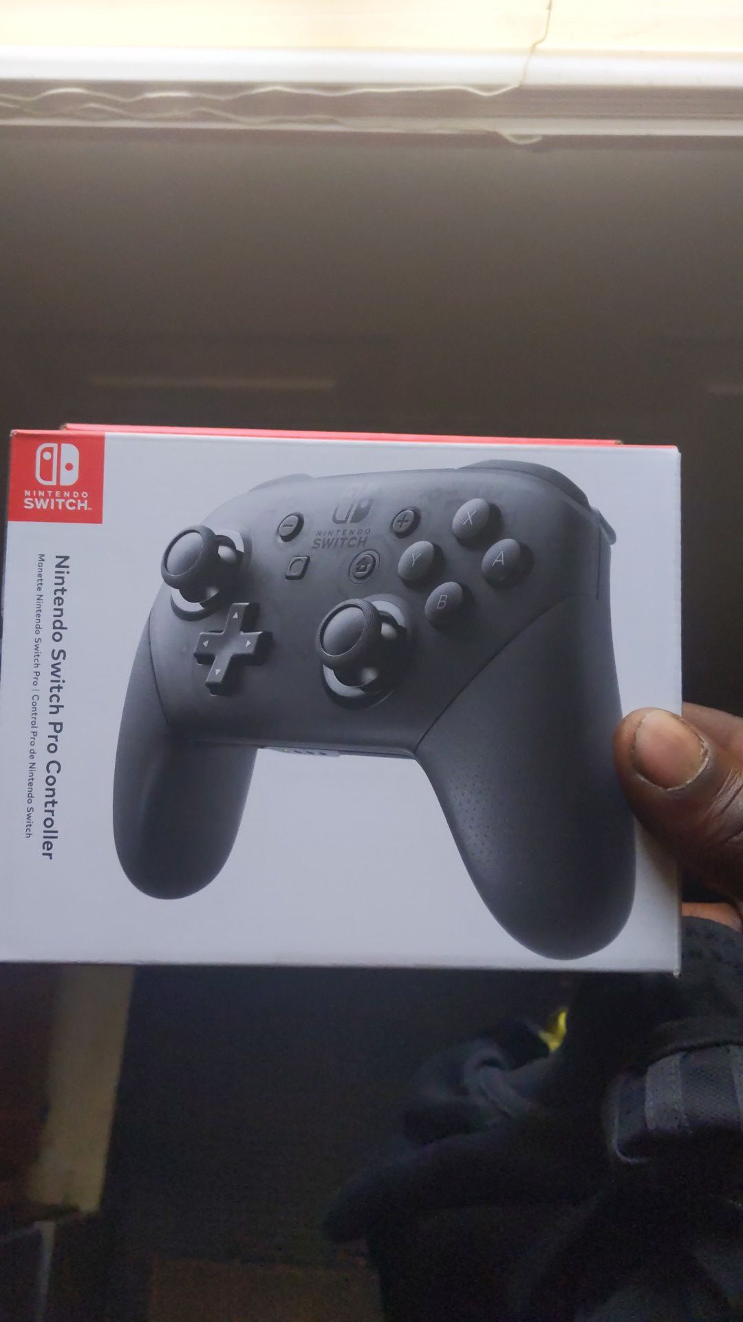 Nintendo switch pro controller (pick up only)