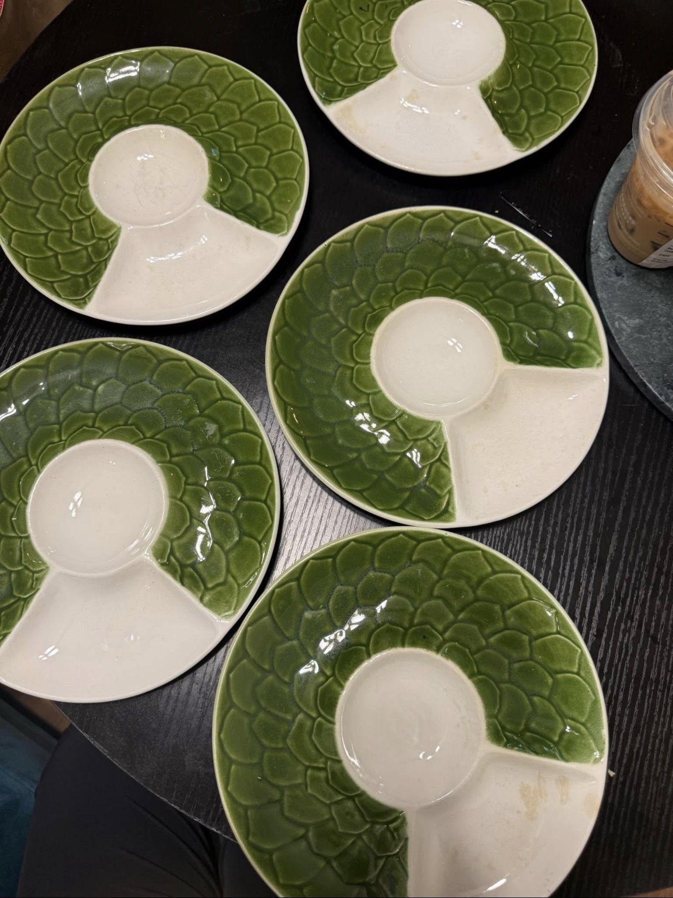 MCM Portuguese Artichoke Majolica Plates Green White Portugal RARE Set of 5