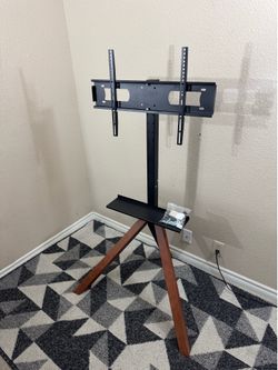 Tv Stand up to 75in