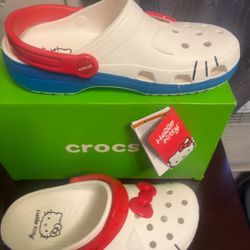 Hello Kitty Crocs