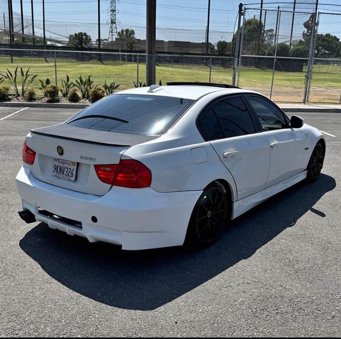 BMW 328i