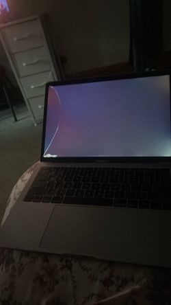 Broken Mac book pro for parts