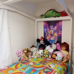 Twin House Bed Frame 