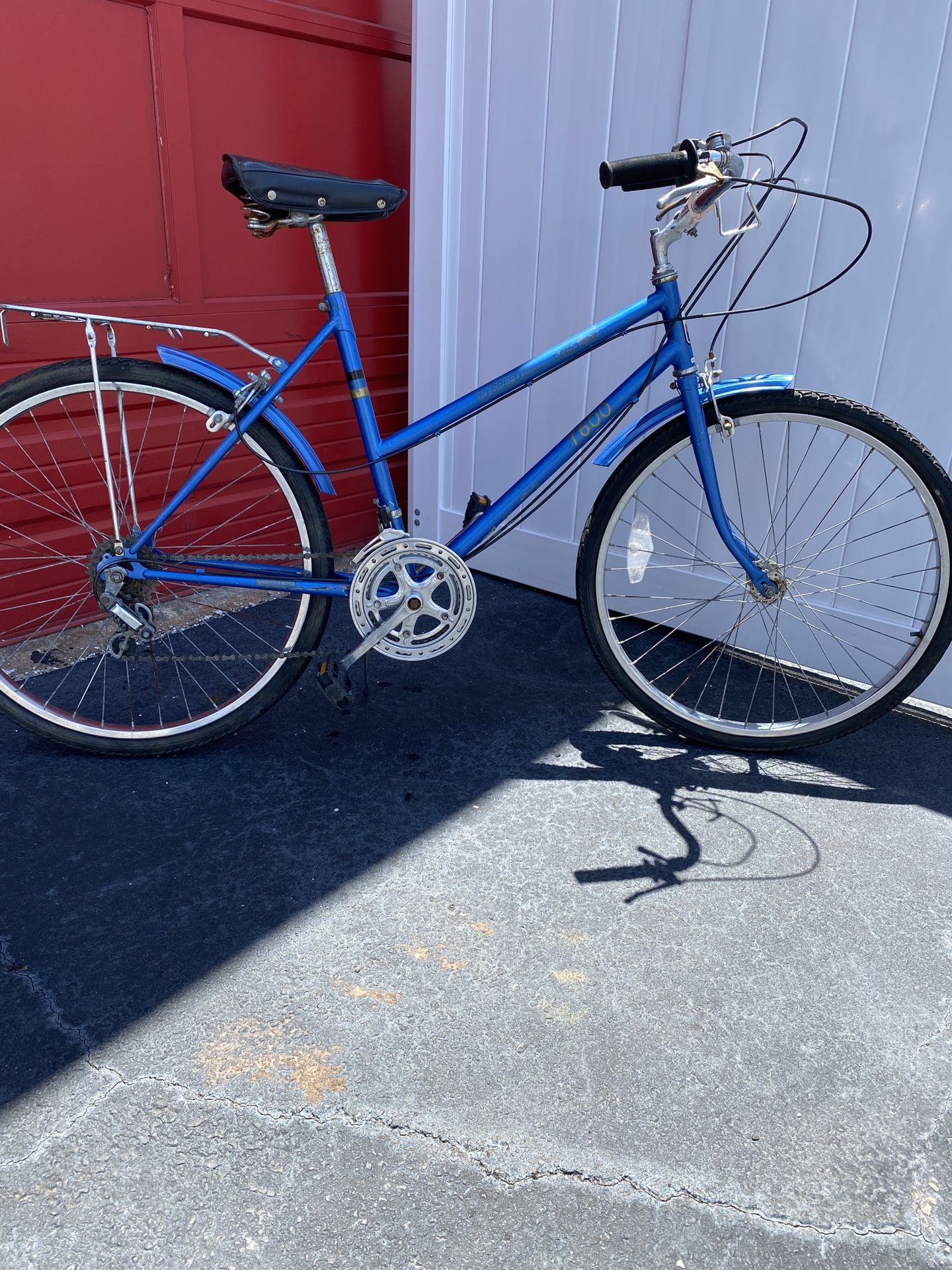 Open Road Vintage City Bike (26” Wheel, 10-Speed)