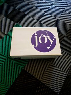 JOY WOMEN COMFORT LEATHER SNEAKER