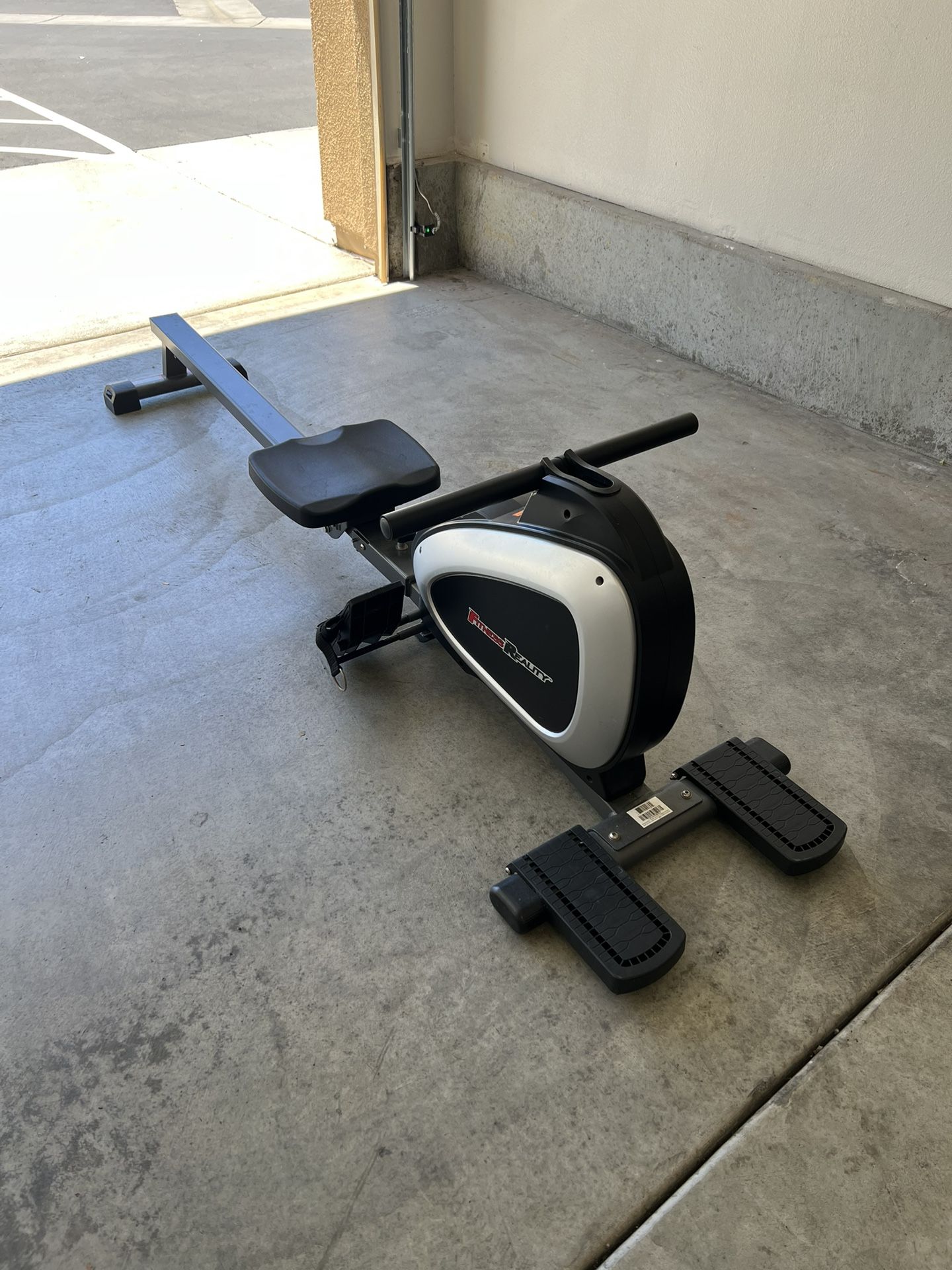 Fitness Reality Magnetic Rowing Machine