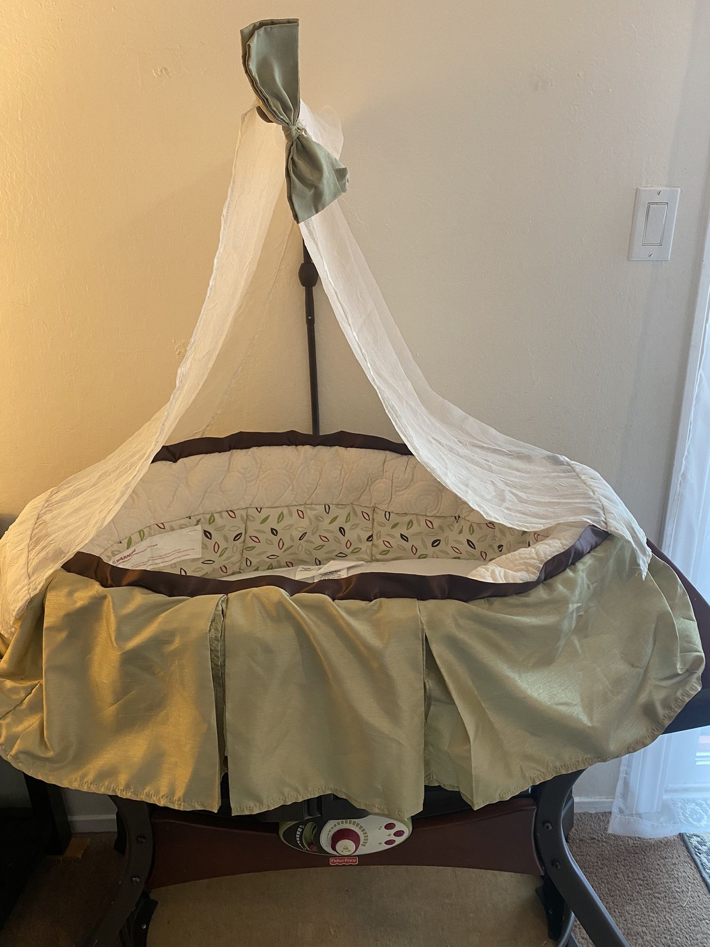 Fisher Price Gliding Baby Bassinet Zen Collection