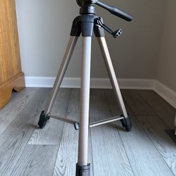 Sunpak Platinum Plus Camera Tri-Pod Stand