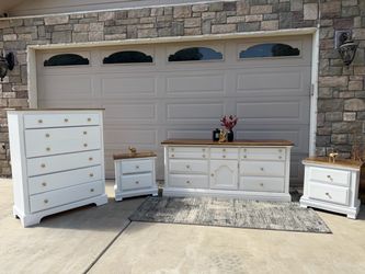 4 piece - Set Solid Oak Wood