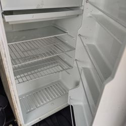 Mini Refrigerator Freezer 