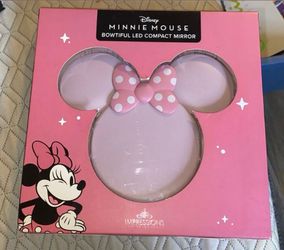 New Minnie Mouse LED Compact Mirror