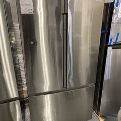 Insignia Stainless Steel 26.6 Cu. Ft. French Door Refrigerator 