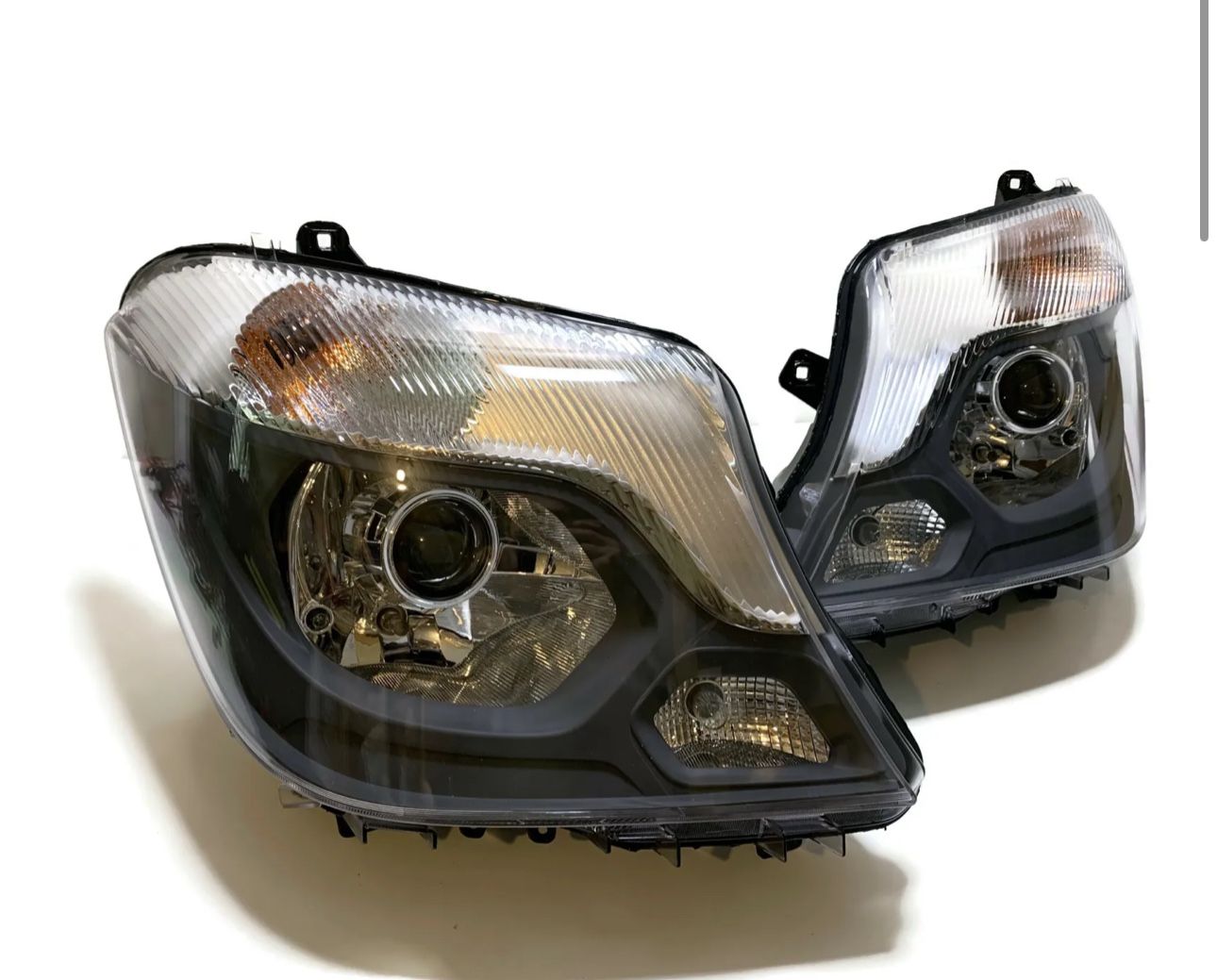 Revolutionary Bi-Xenon HID Projector Headlights – Fits 2014–2018 Mercedes Sprinter