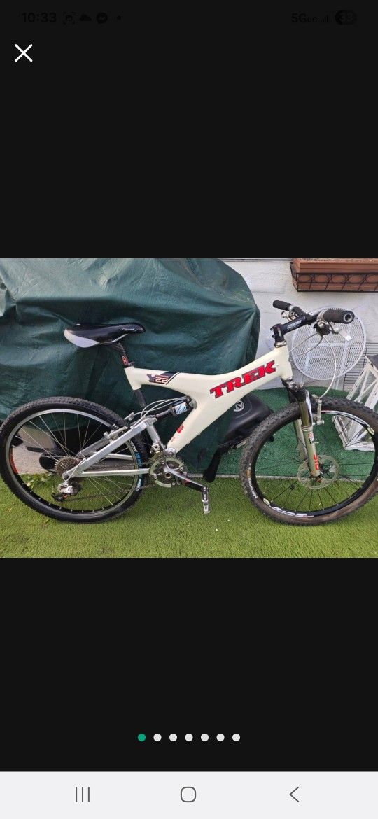 Vintage Trek  Carbon Frame  Full Suspension Mountain Bike 