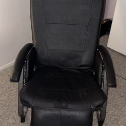 Massaging Chair 