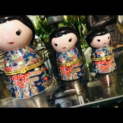 Porcelain Geisha Hinged Boxes