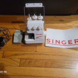 Singer Tiny Serger