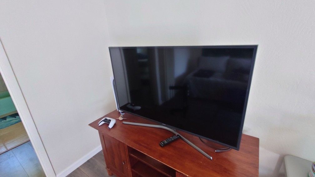 Samsung 48.5 Inch Tv