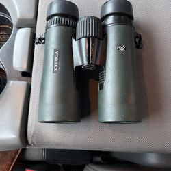 Vortex Diamond Back 10x42