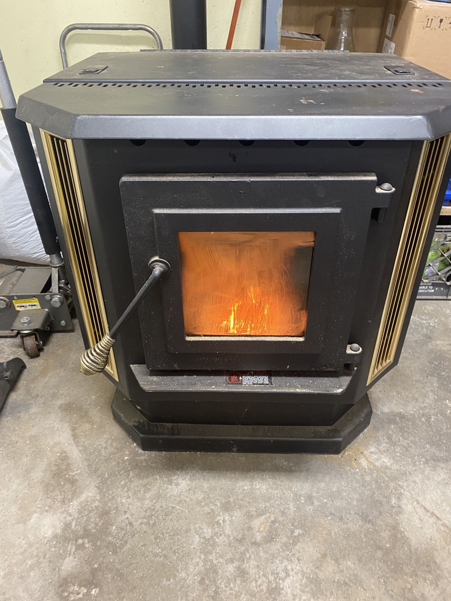 Pellet Stove New England Stove Works , Black