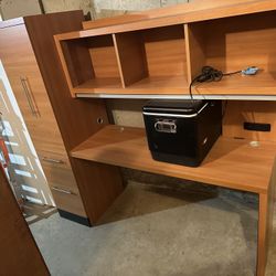Desk/Cabinet/book Shelf With Lights 