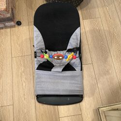 ComfyBumpy Bouncer With Toy