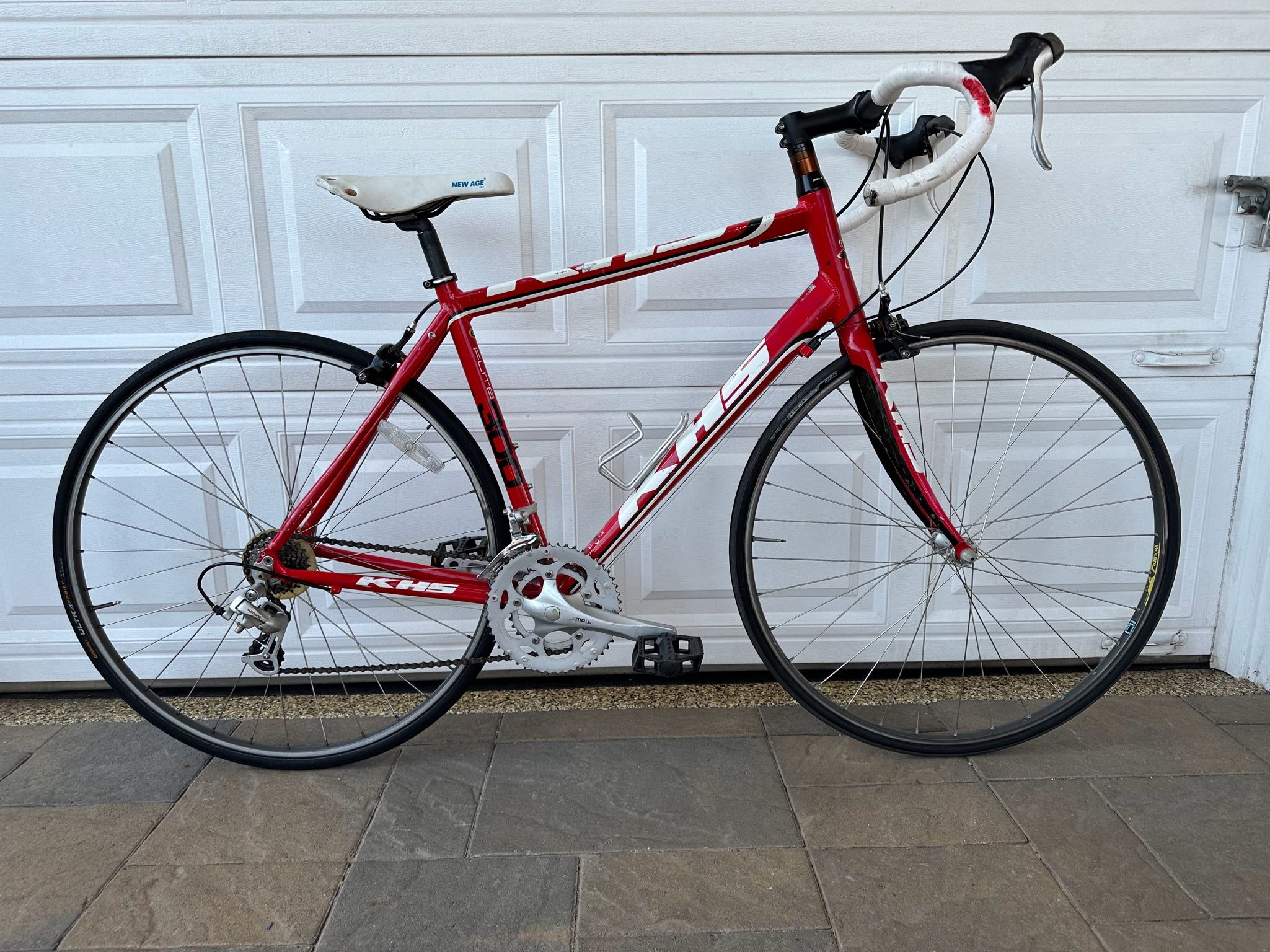 KHS Flite 300 Road Bike Aluminum Frame Super Lightweight Shimano Components Continental Tires Wolber Rims Racing Touring