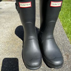 Hunter Boots (Size 8)