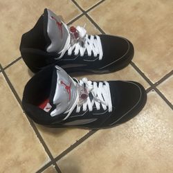 Jordan 5 (Metallic Black)