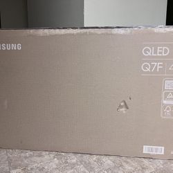 Samsung QLED Smart TV