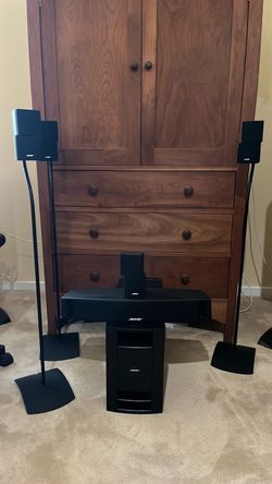 BOSE SPEAKER SYSTEM W CENTER & SUBWOOFER SYSTEM