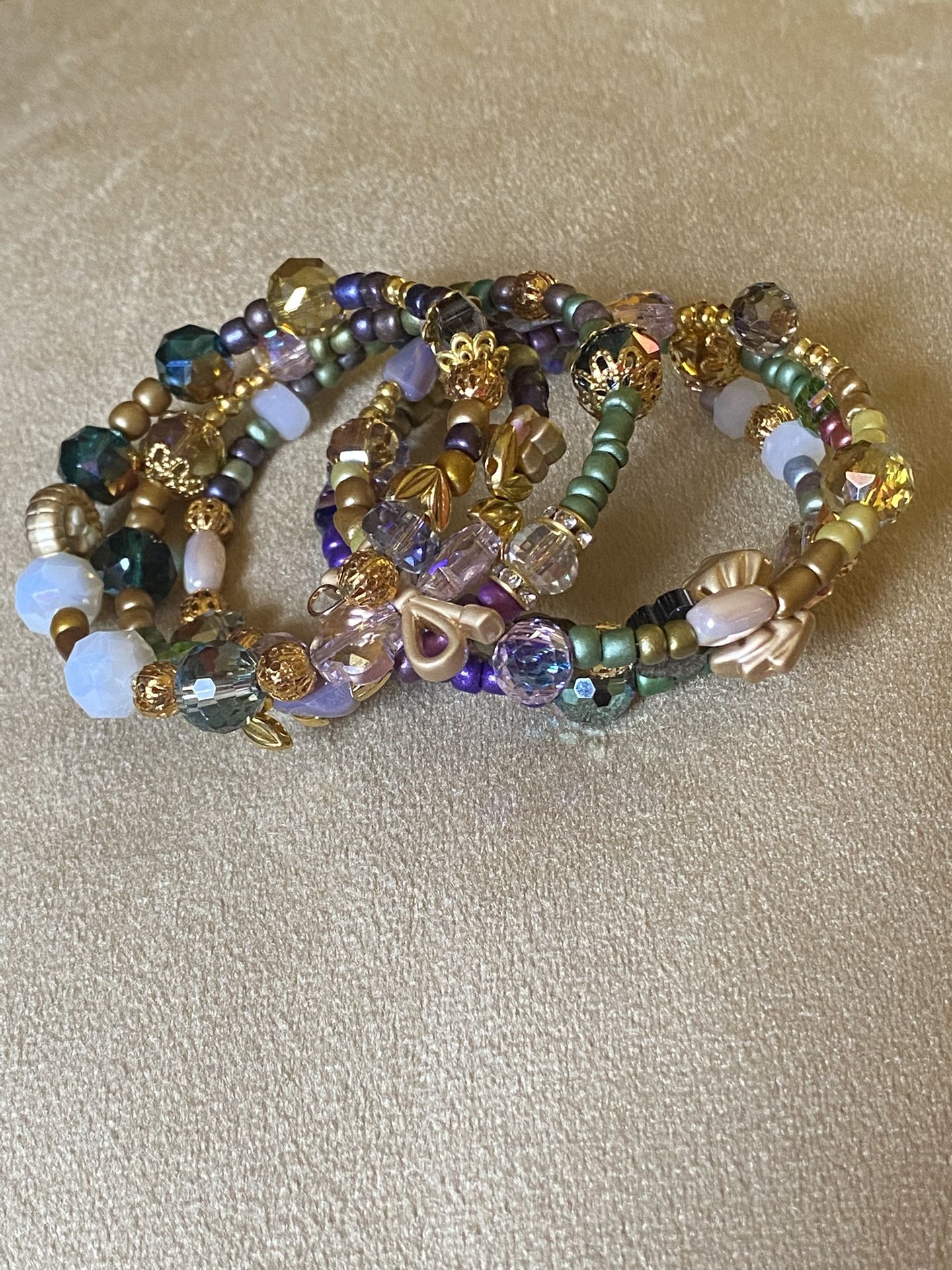 Gold Tone Memory Wire Bracelet W/Chrystal Beads