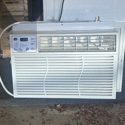 GE Window Air Conditioner 6300 BTU