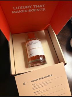 Dossier WOODY SANDALWOOD 100ml / 3.4oz