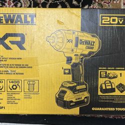 New Dewalt 1/2” High Torque Impact Wrench kit (DCF900P1)