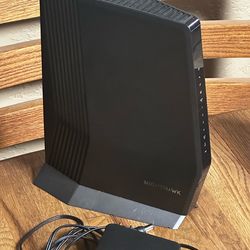 Netgear Nighthawk Cable Modem & WiFi 6 Router Combo (CAX80)