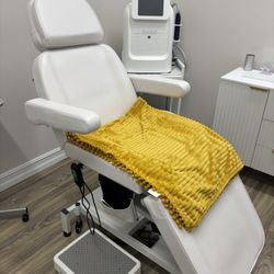Aesthetics Clinical Bed