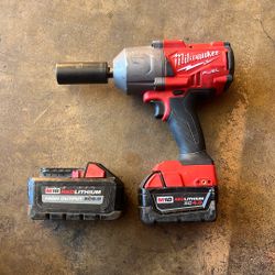 Milwaukee 1/2 Impact With 2 Battery M18 Xc6.0 , M18xc4.0 