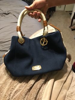 MK navy purse