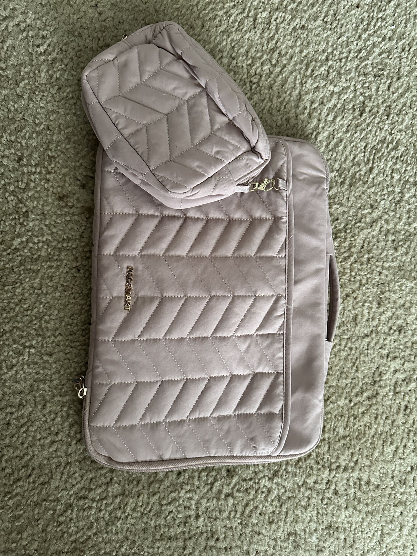 BagSmart Tablet Bag & Accessory Bad