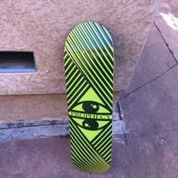 SKATE BOARD  “NEW”