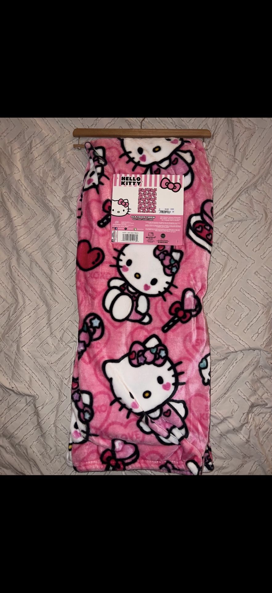 Hello Kitty Throw Blanket