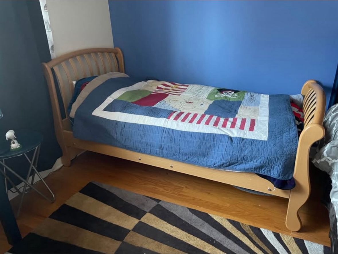 Italian Pali Twin Bed With Mattress
