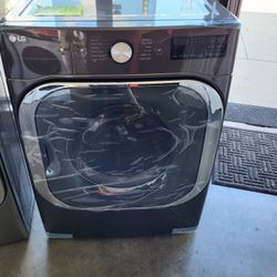 LG Mega Capacity Gas Dryer 9.0 Cubic Feet