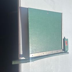 Paper Cutter