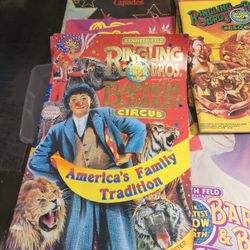20 Ringling Bros.and Barnum & Bailey CIRCUS  & Walt Disney & Ice Capades