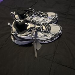 Off White Be Right Back Shoes 